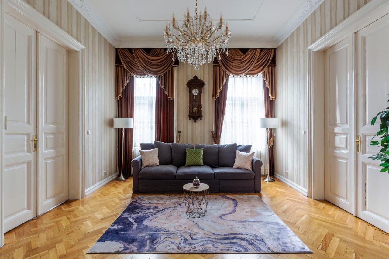Luxury Central Home Next To The New York Cafe บูดาเปสต์ ภายนอก รูปภาพ